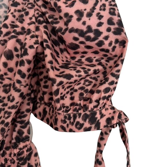 Fashion Nova Nwt Front Wrap animal print light weight Romper - Picture 6 of 6